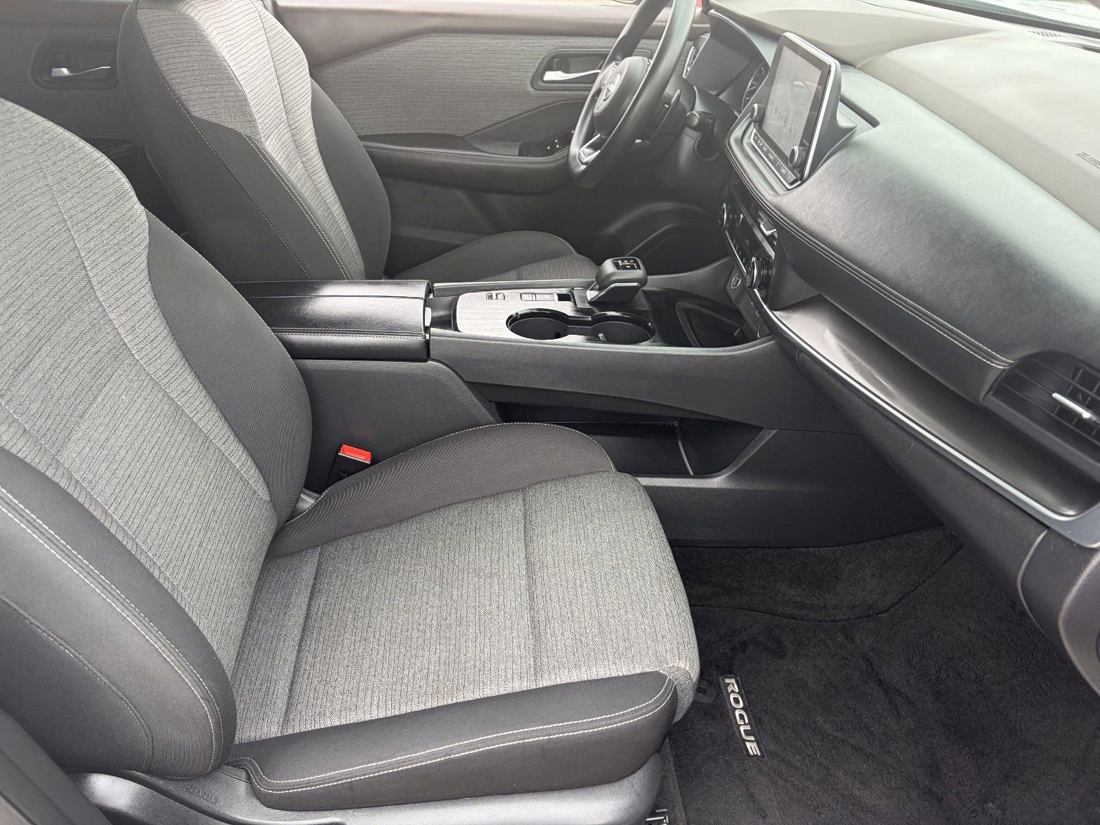 Certified 2023 Nissan Rogue SV image 12