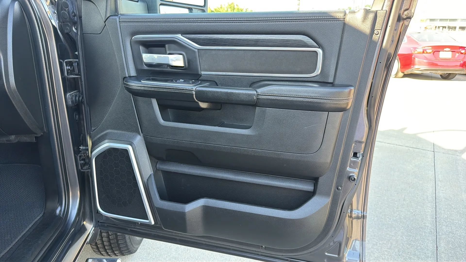 Used 2023 RAM 3500 Laramie AWD/4WD image 91