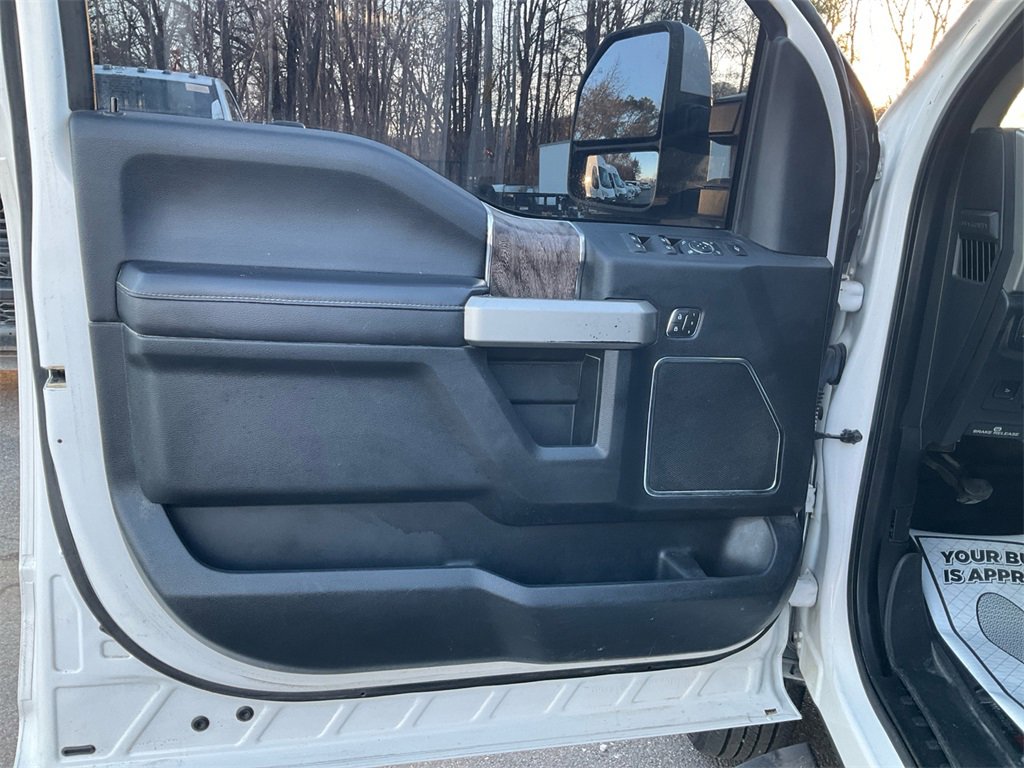 Used 2019 Ford F350 Lariat w/ Lariat Ultimate Package image 17
