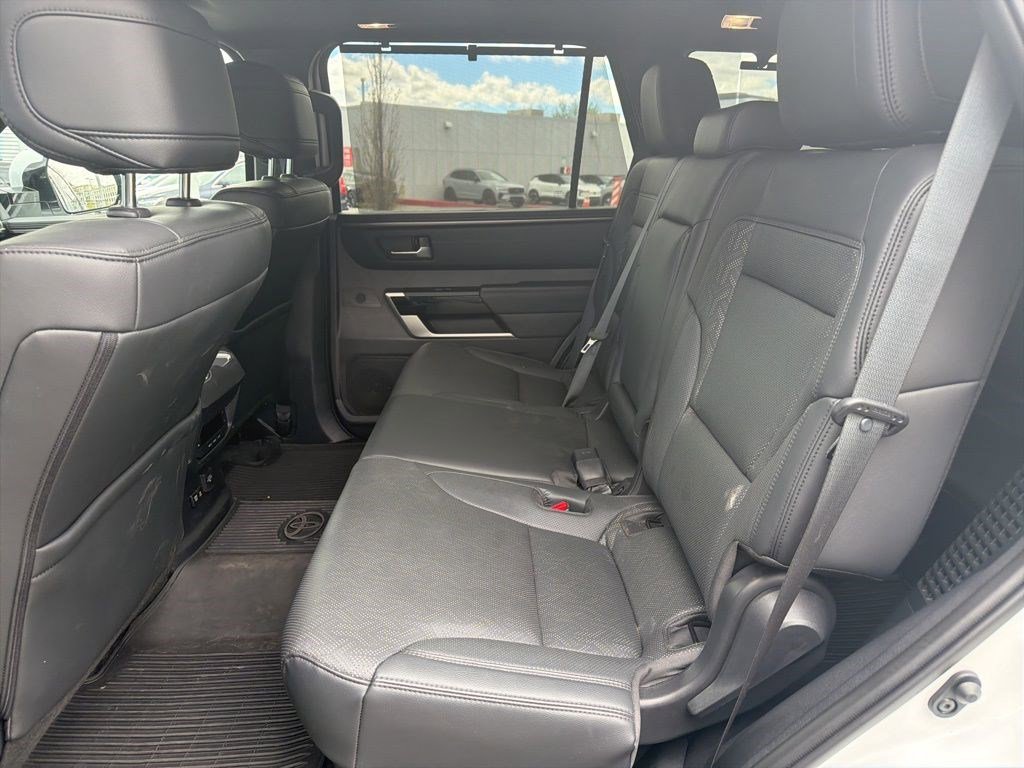 Used 2025 Toyota Sequoia Limited image 18