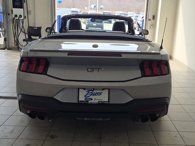 Used 2025 Ford Mustang GT Premium RWD image 9
