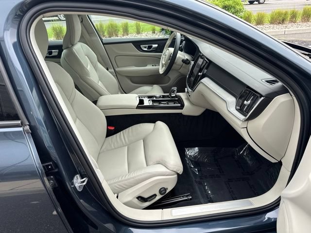 Used 2024 Volvo S60 T8 Ultimate w/ Climate Package AWD/4WD image 15