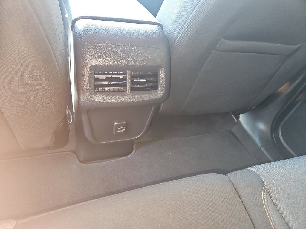 Used 2021 Chevrolet Equinox LT AWD/4WD image 22
