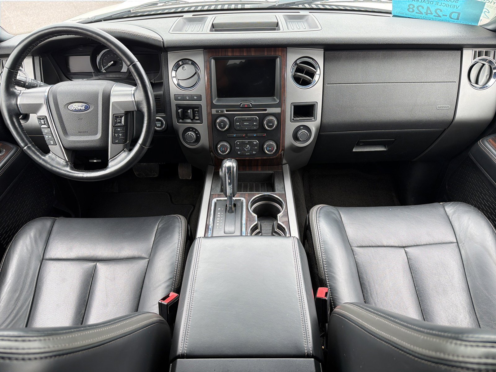 Used 2017 Ford Expedition EL Platinum AWD/4WD image 10