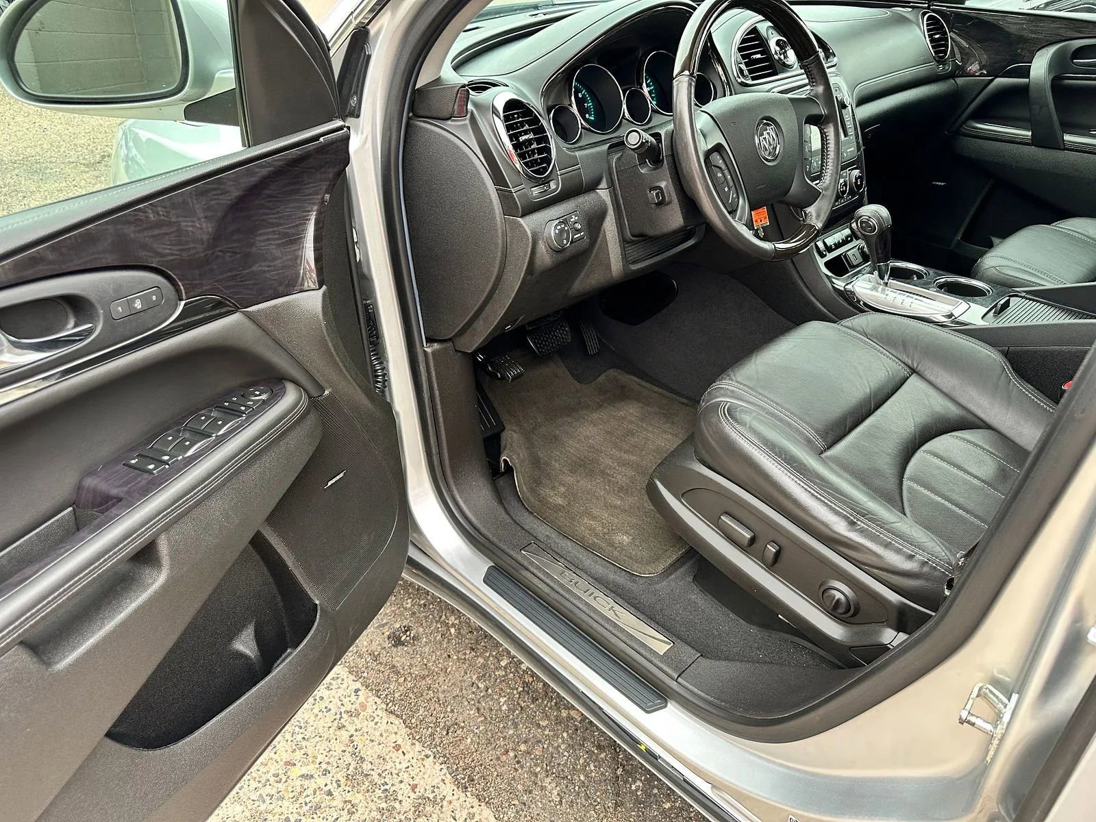 Used 2015 Buick Enclave Premium AWD/4WD image 9