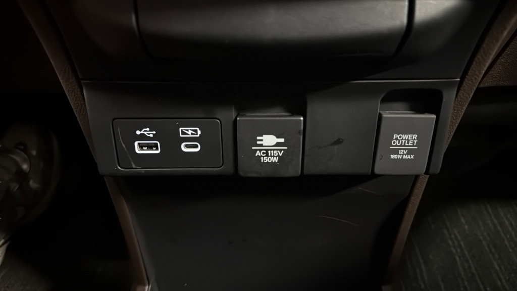 Used 2025 Honda Odyssey Touring image 32