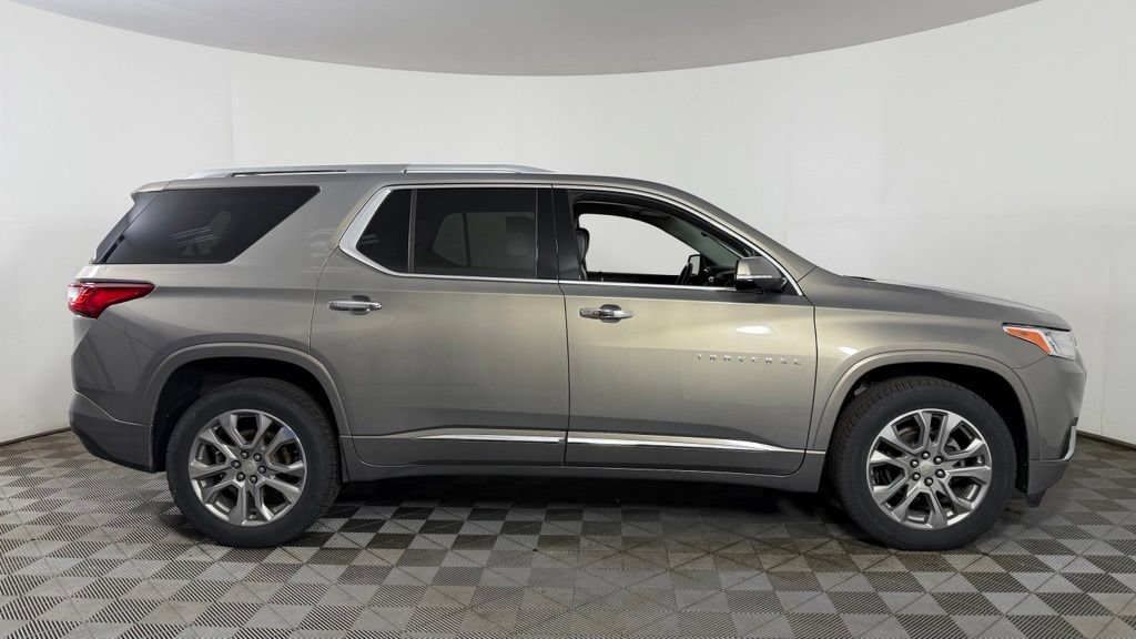 Used 2018 Chevrolet Traverse Premier AWD/4WD image 9