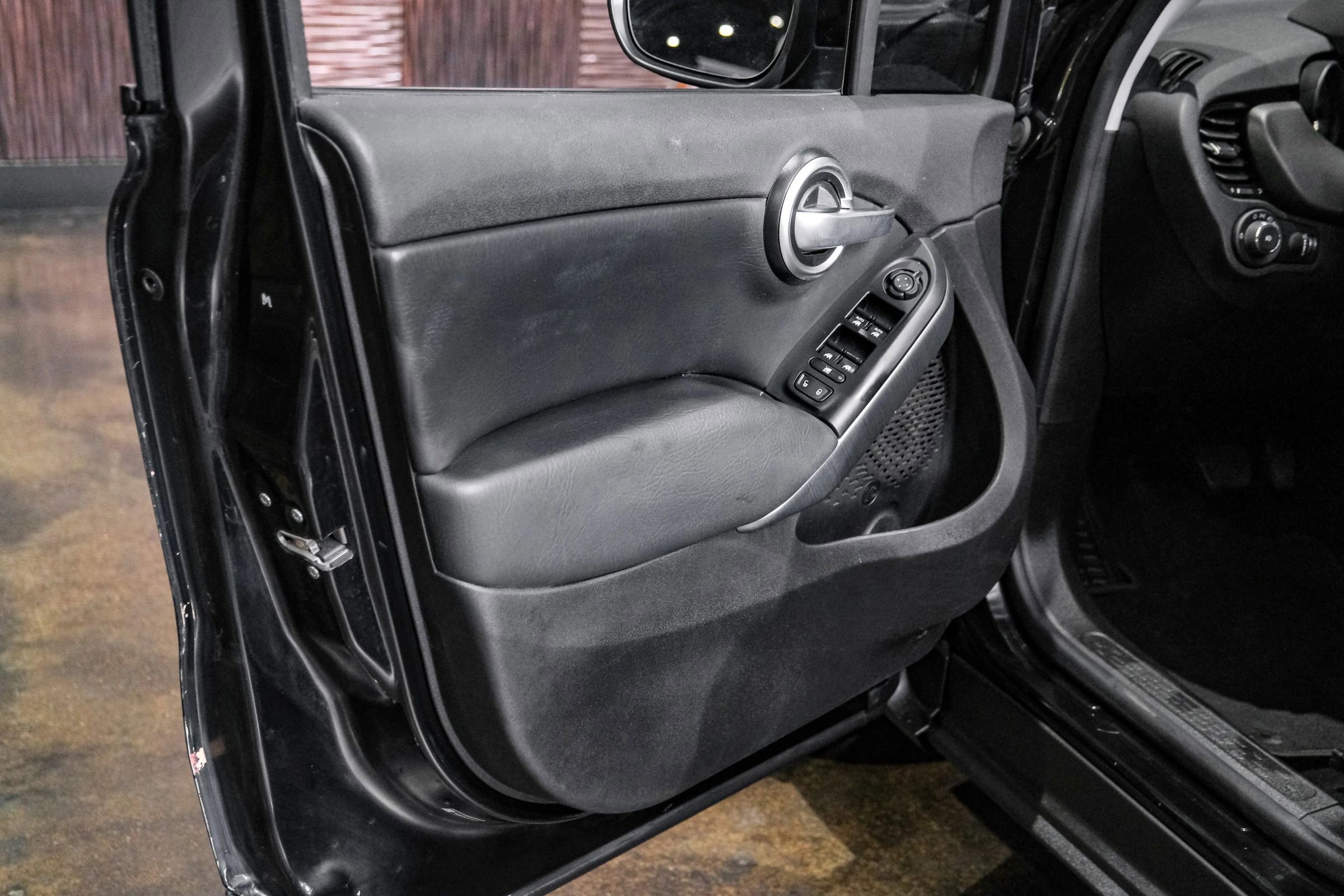 Used 2018 FIAT 500X Trekking FWD image 35