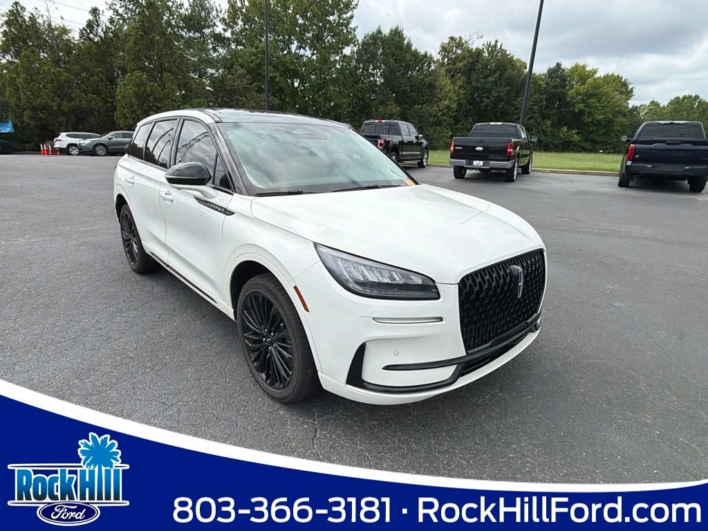 Used 2024 Lincoln Corsair FWD w/ Equipment Group 101A image 1