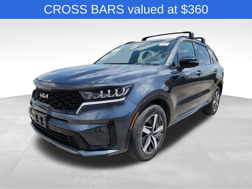 Used 2023 Kia Sorento S w/ Panoramic Sunroof Package FWD image 4