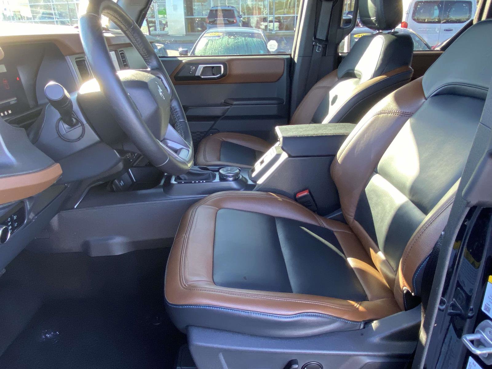 Used 2024 Ford Bronco Outer Banks image 14