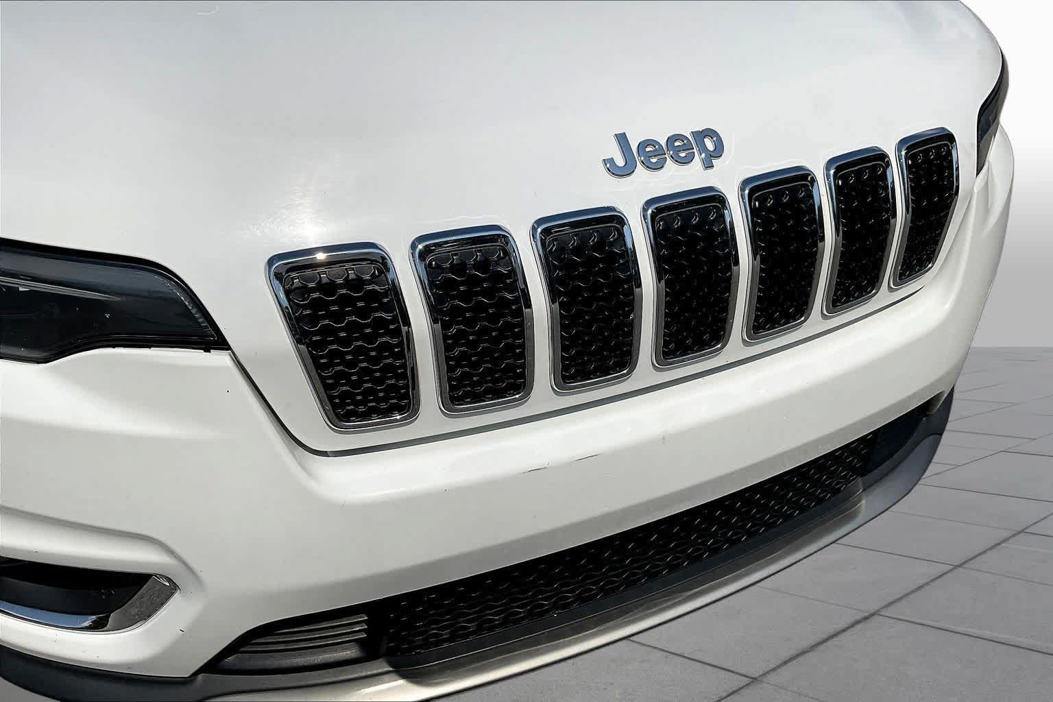 Used 2020 Jeep Cherokee Limited AWD/4WD image 28