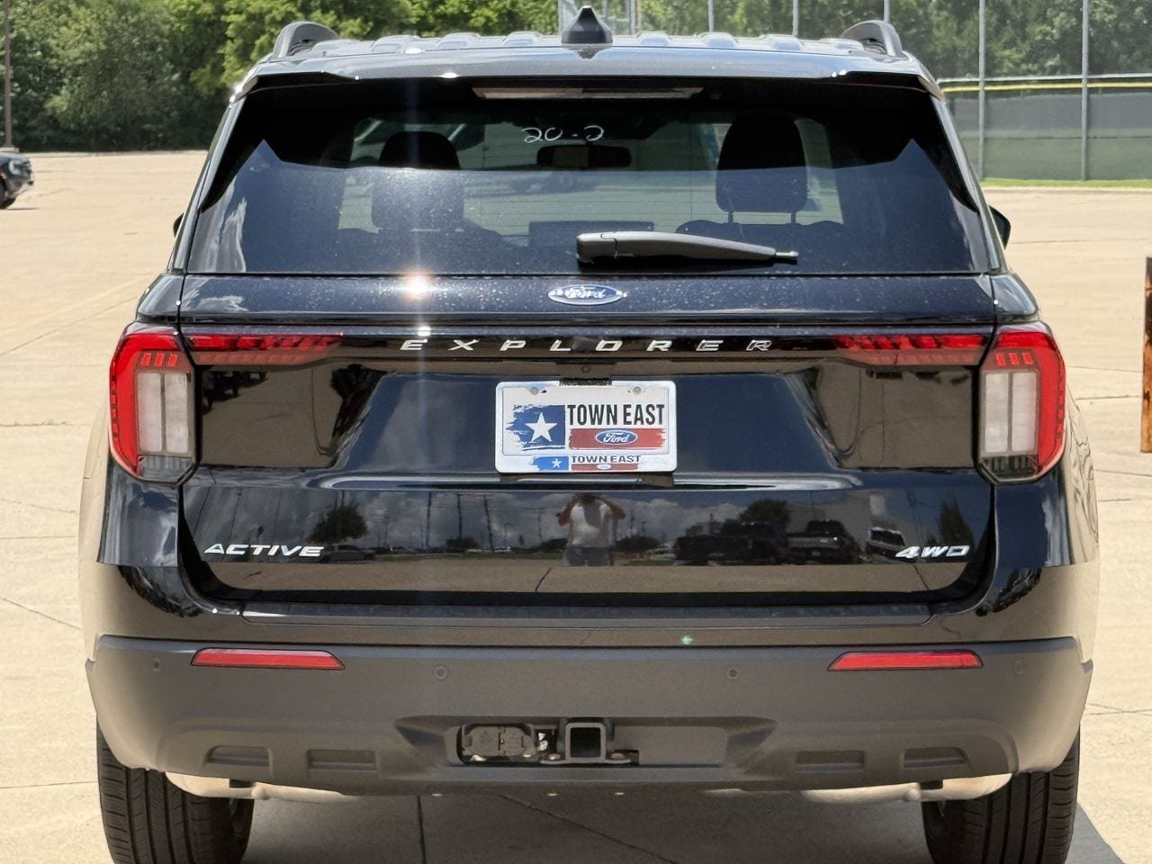New 2026 Ford Explorer Active AWD/4WD image 6