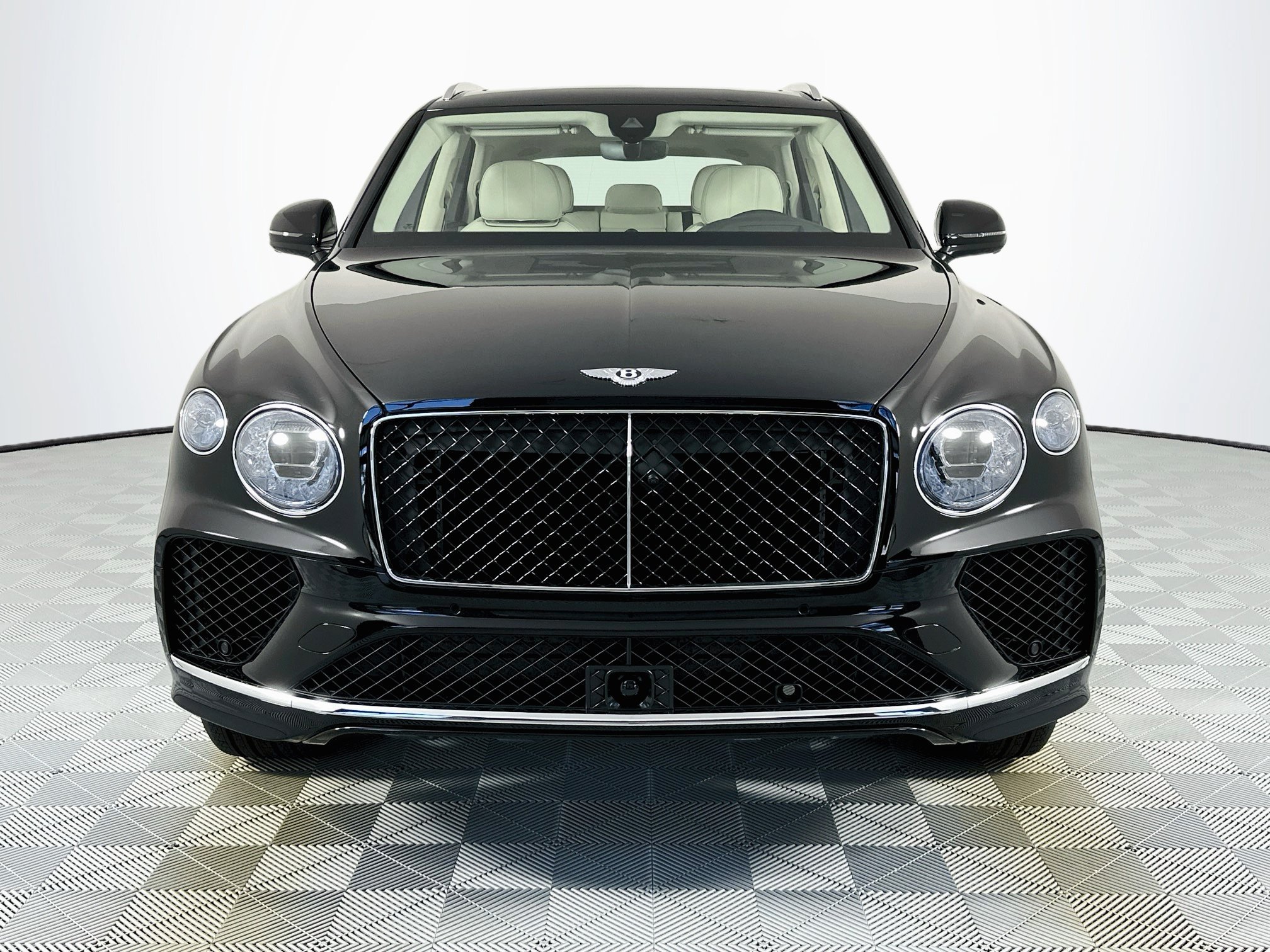 New 2026 Bentley Bentayga AWD/4WD image 2