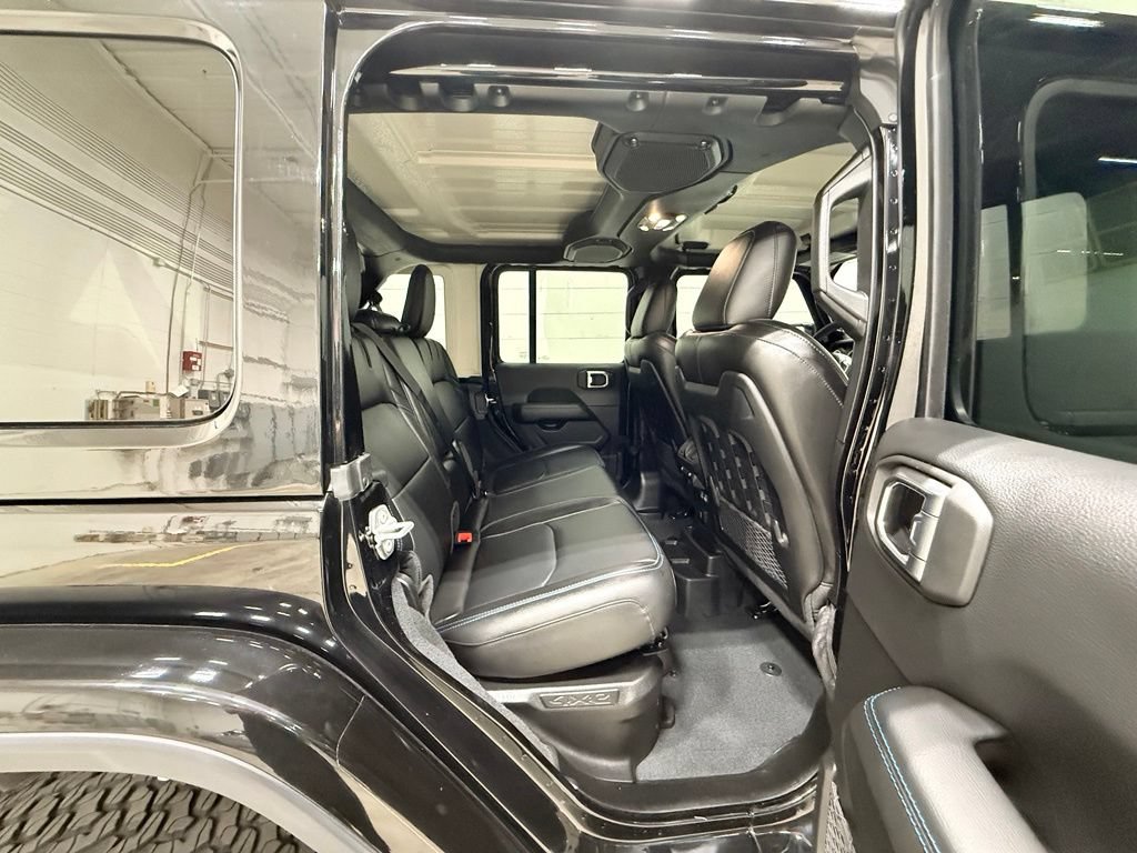 Used 2023 Jeep Wrangler Unlimited Rubicon 4xe w/ Steel Bumper Group AWD/4WD image 44