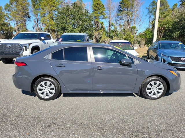 Used 2025 Toyota Corolla LE image 9