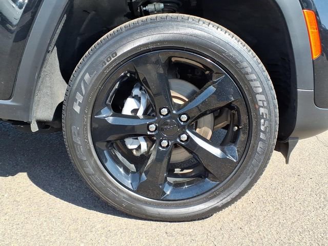 Certified 2023 Jeep Grand Cherokee Altitude AWD/4WD image 8