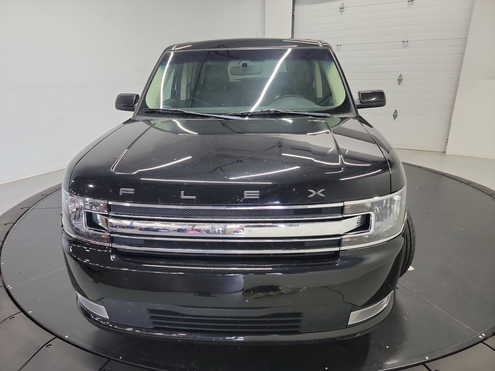 Used 2019 Ford Flex SEL w/ Equipment Group 202A AWD/4WD image 2