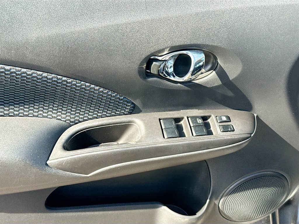 Used 2018 Nissan Versa Note SV image 18