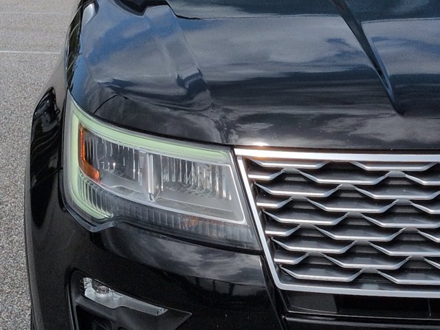 Used 2018 Ford Explorer Platinum AWD/4WD image 11