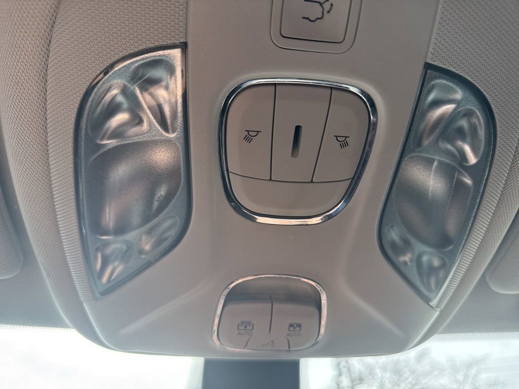 Used 2018 Jeep Compass Trailhawk w/ Leather Interior Group image 33