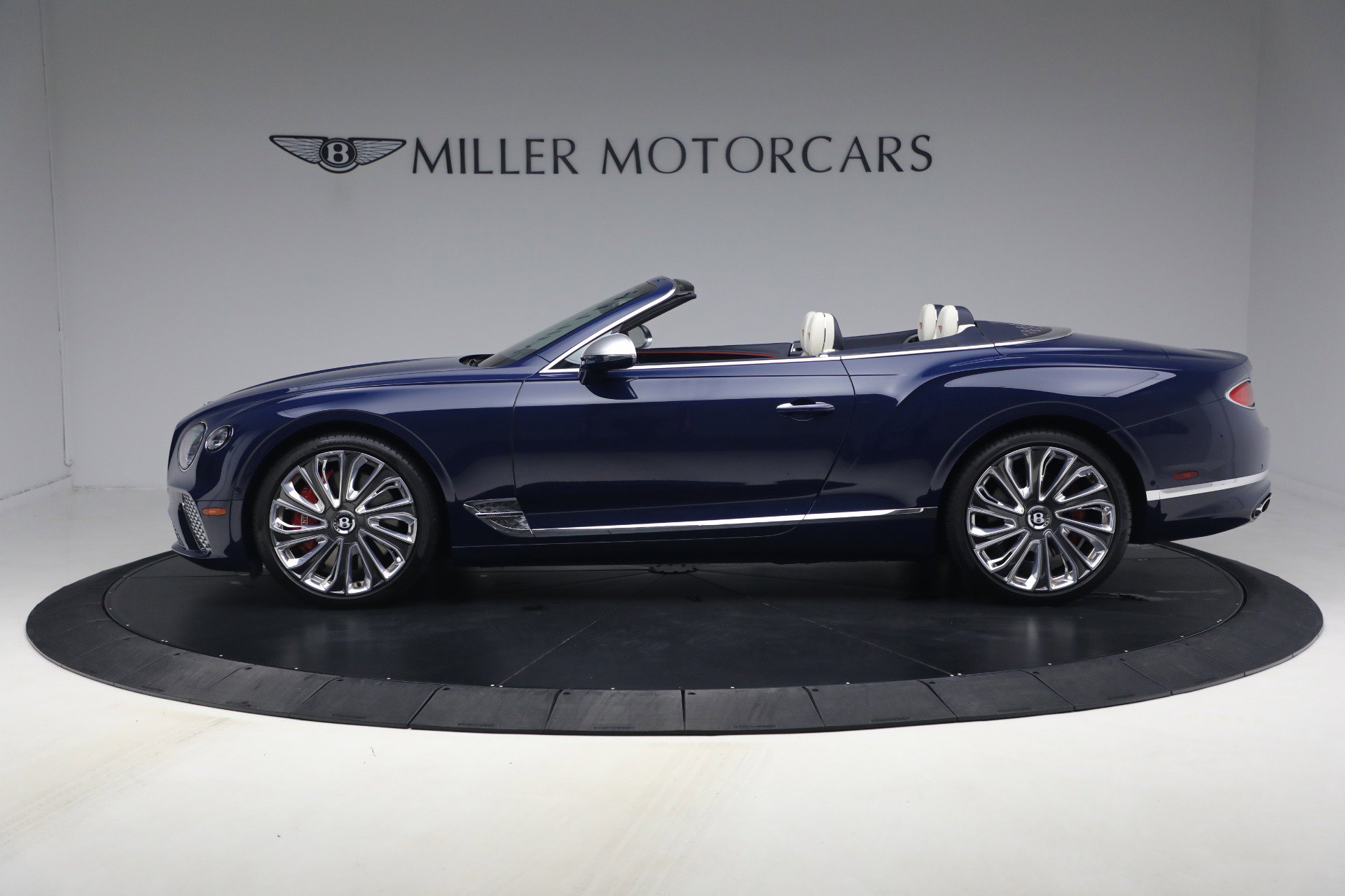 Used 2022 Bentley Continental GT image 3