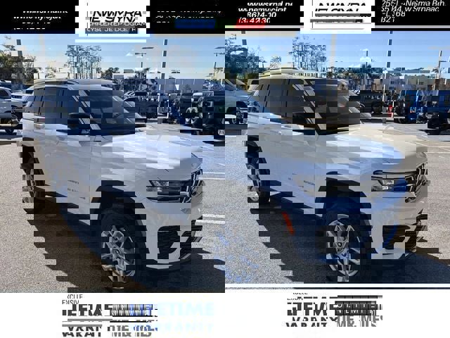 New 2025 Jeep Grand Cherokee Laredo X