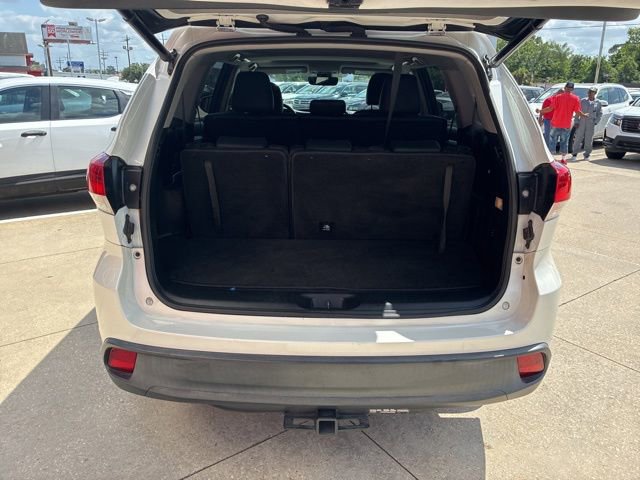 Used 2019 Toyota Highlander XLE image 8