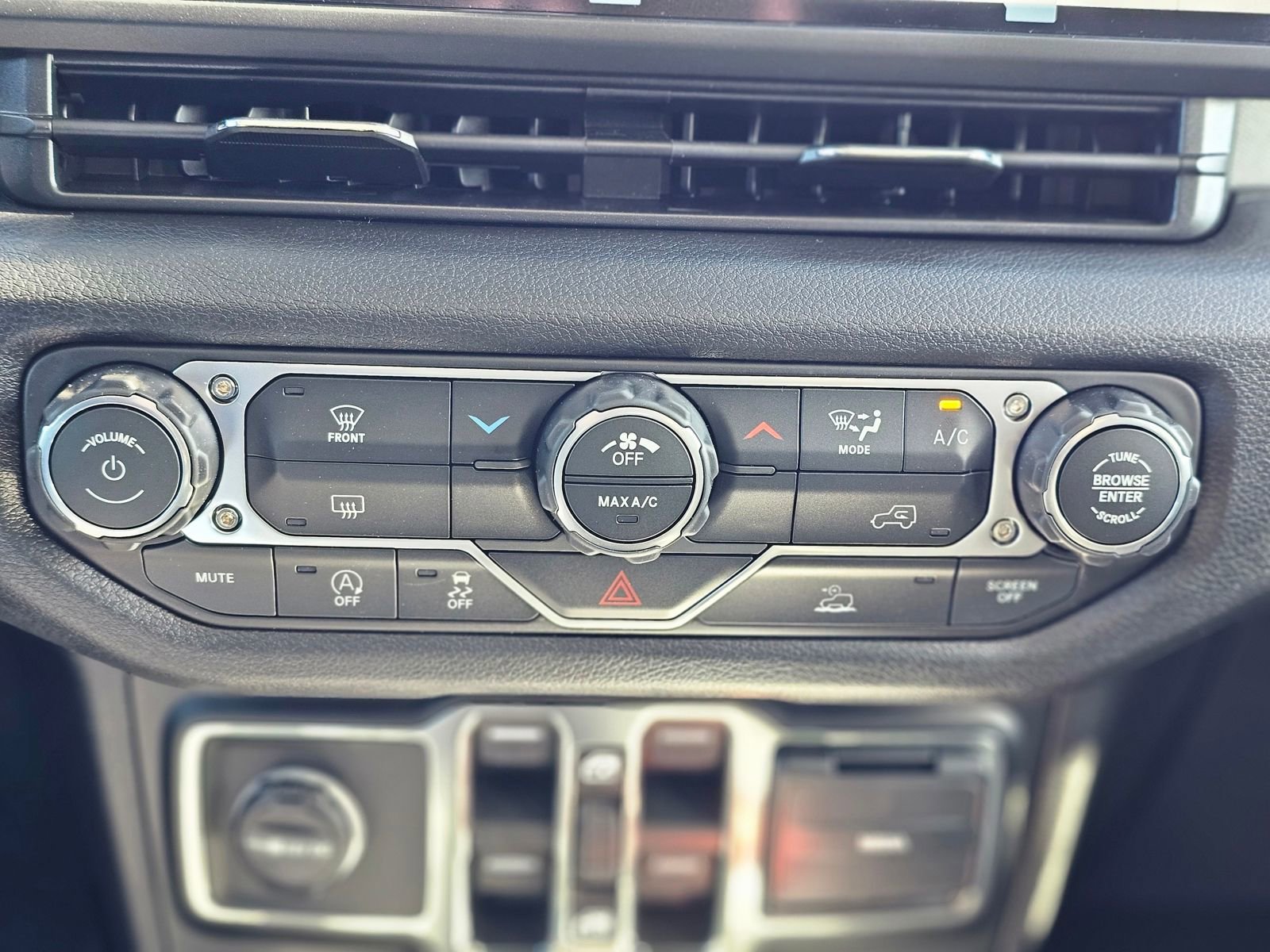 New 2026 Jeep Wrangler Sport S image 13