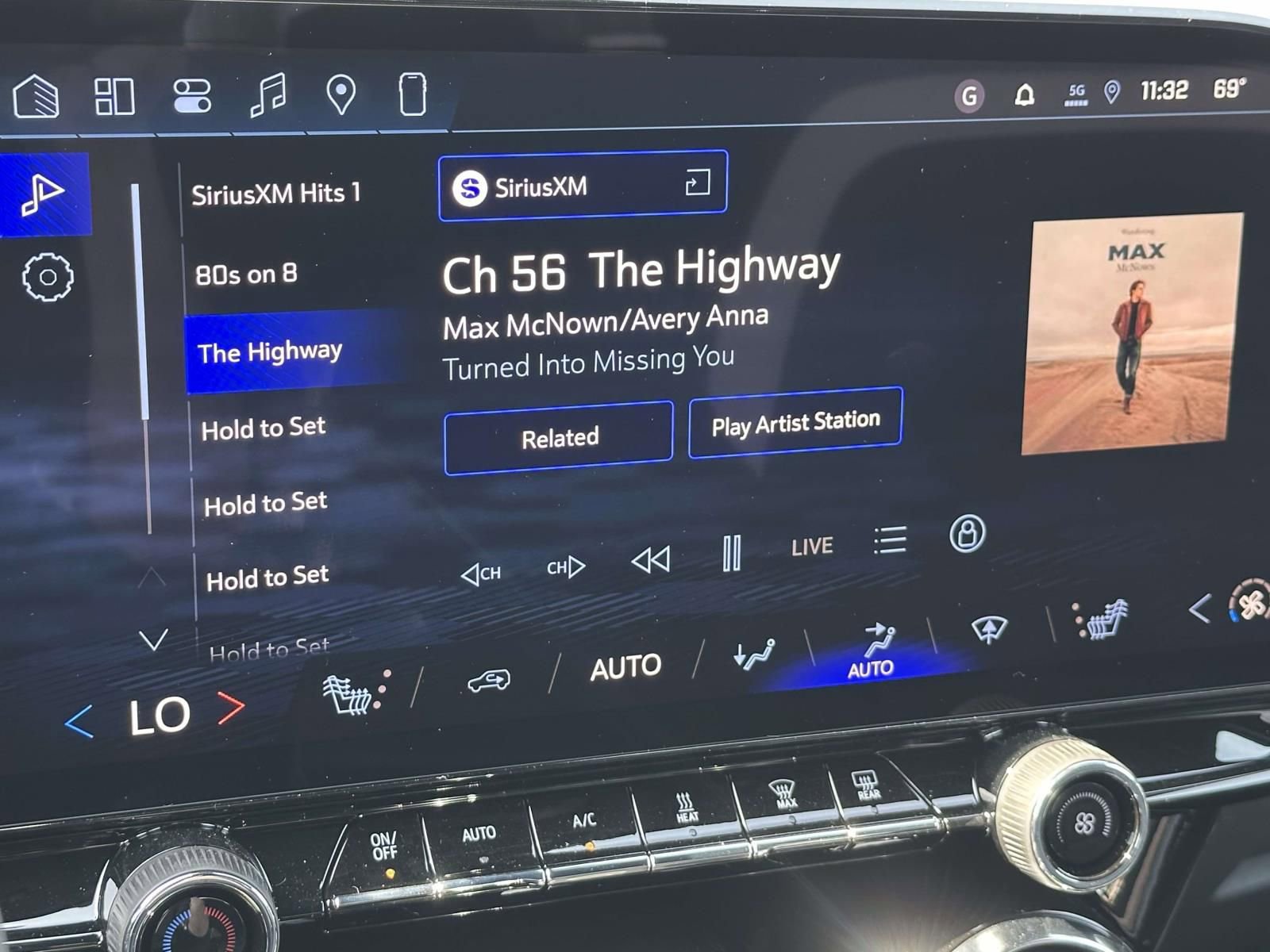 New 2026 Chevrolet Blazer EV LT image 10