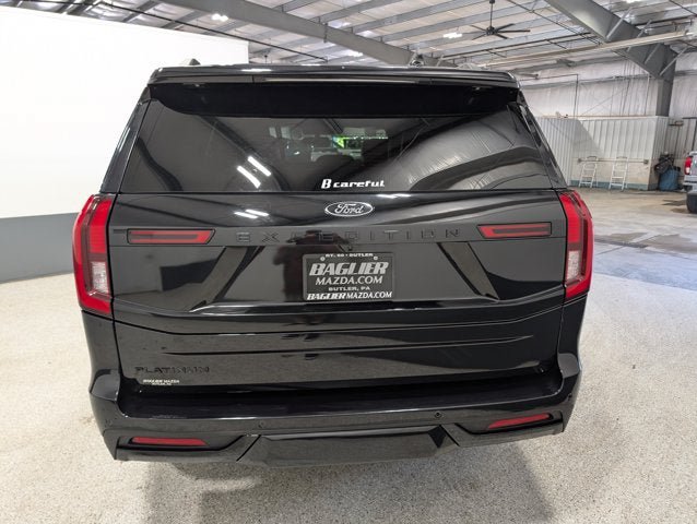 Used 2025 Ford Expedition Platinum w/ Stealth Performance Package AWD/4WD image 4