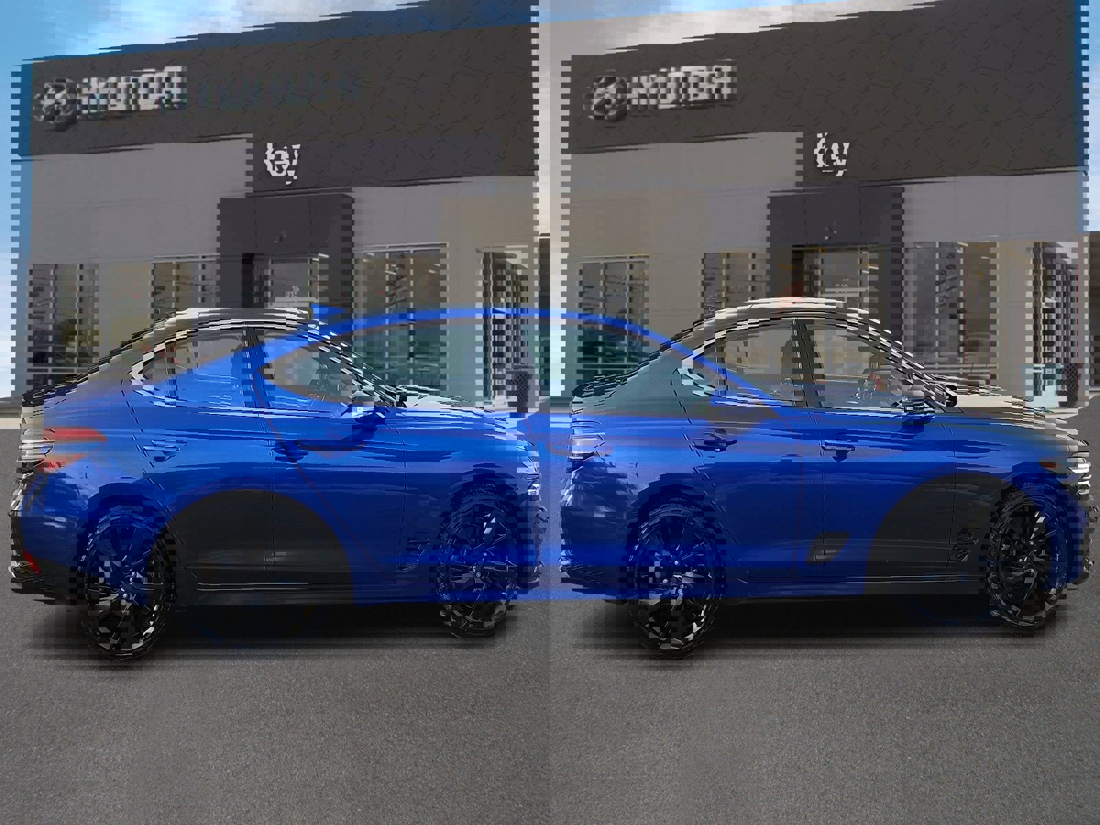 Used 2023 Genesis G70 2.0T w/ Sport Prestige Package image 3