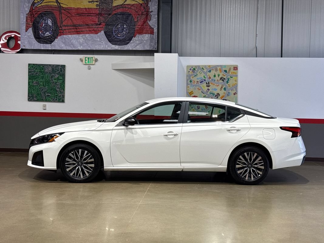 Used 2026 Nissan Altima 2.5 SV AWD/4WD image 4