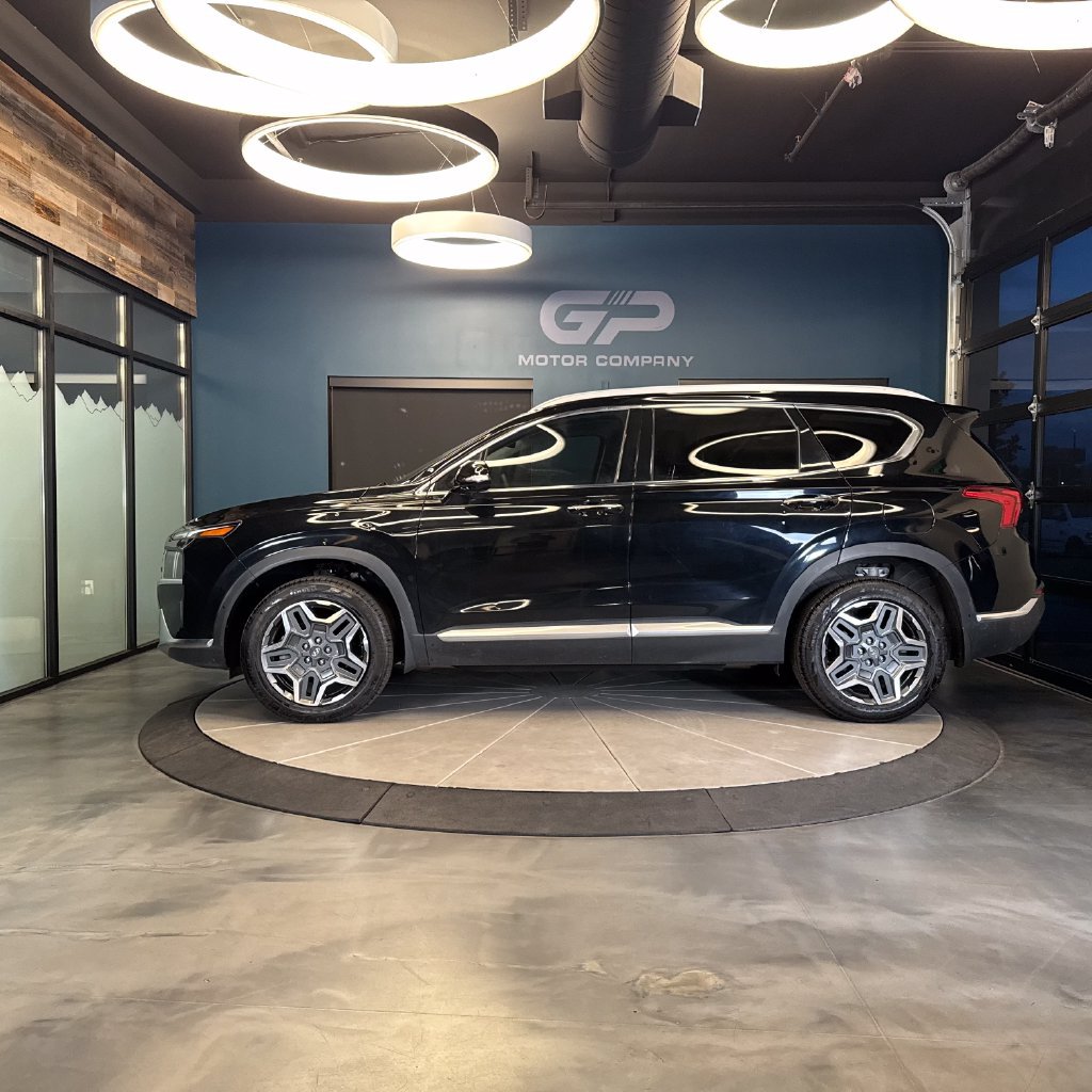 Used 2022 Hyundai Santa Fe Limited AWD/4WD image 6