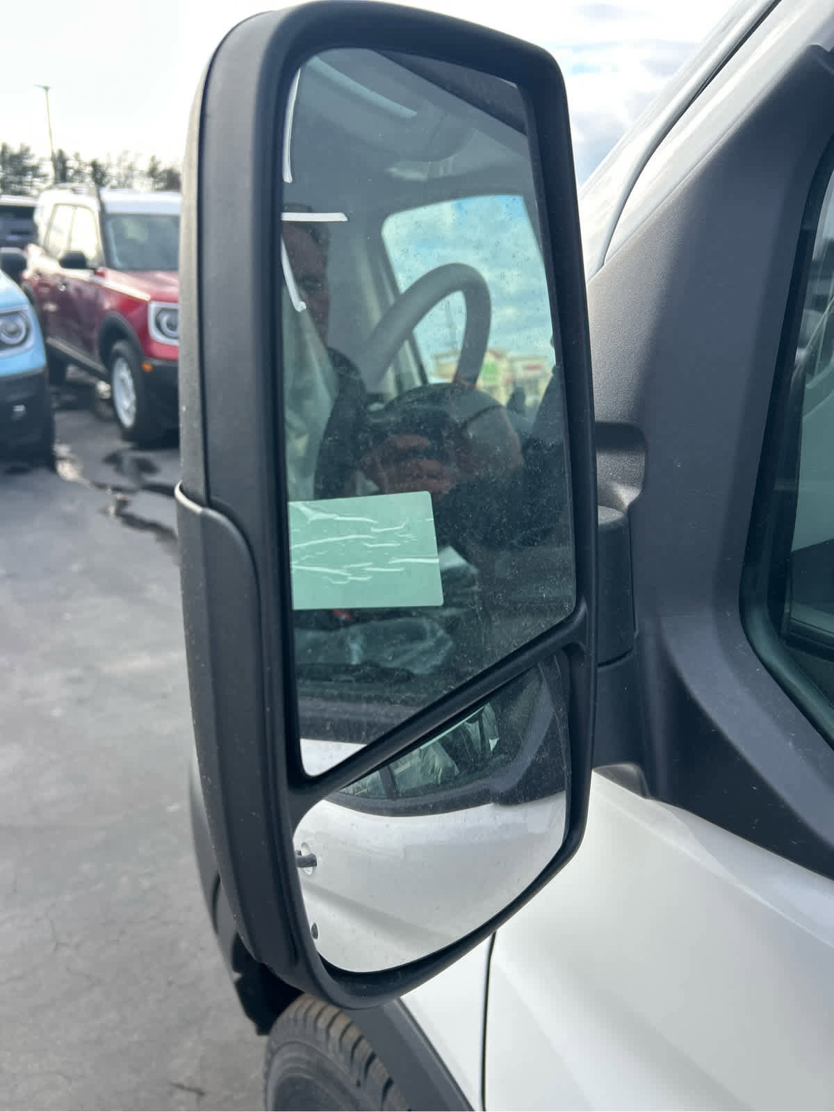 New 2026 Ford Transit 250 148 Medium Roof w/ Load Area Protection Package image 4