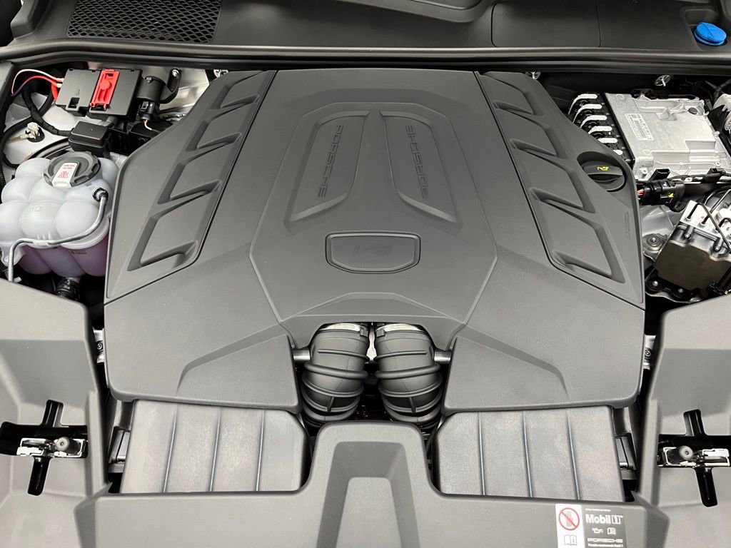 New 2025 Porsche Cayenne S image 33