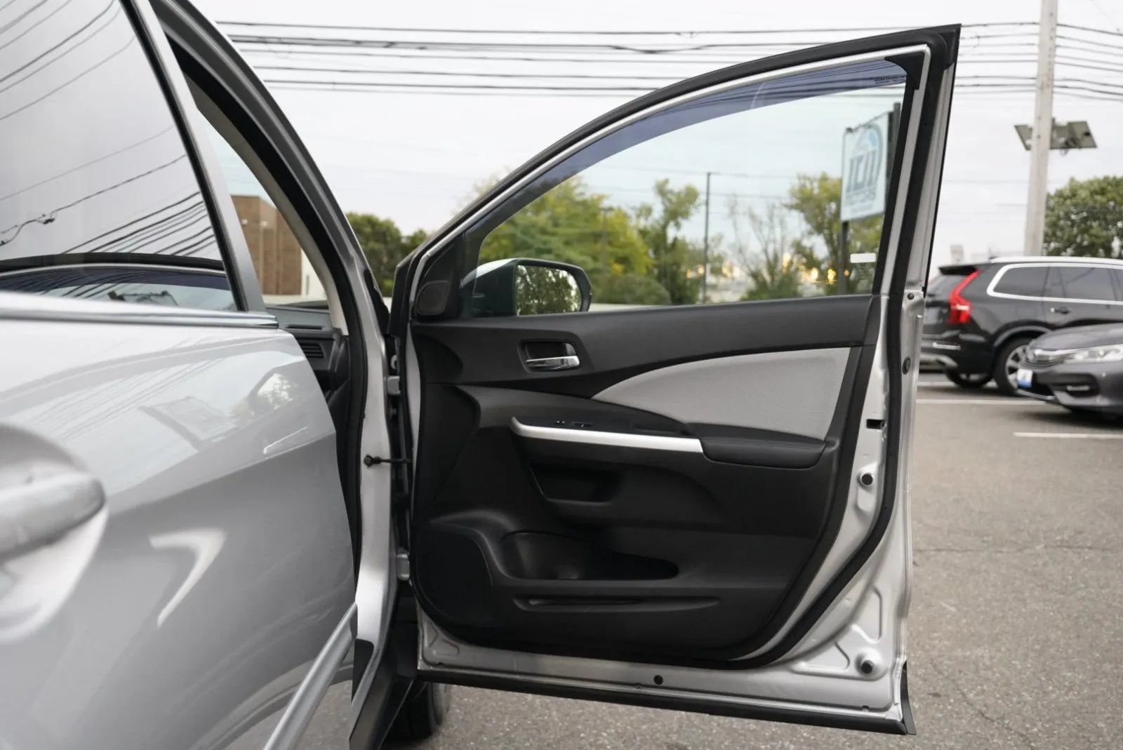 Used 2016 Honda CR-V Touring image 40
