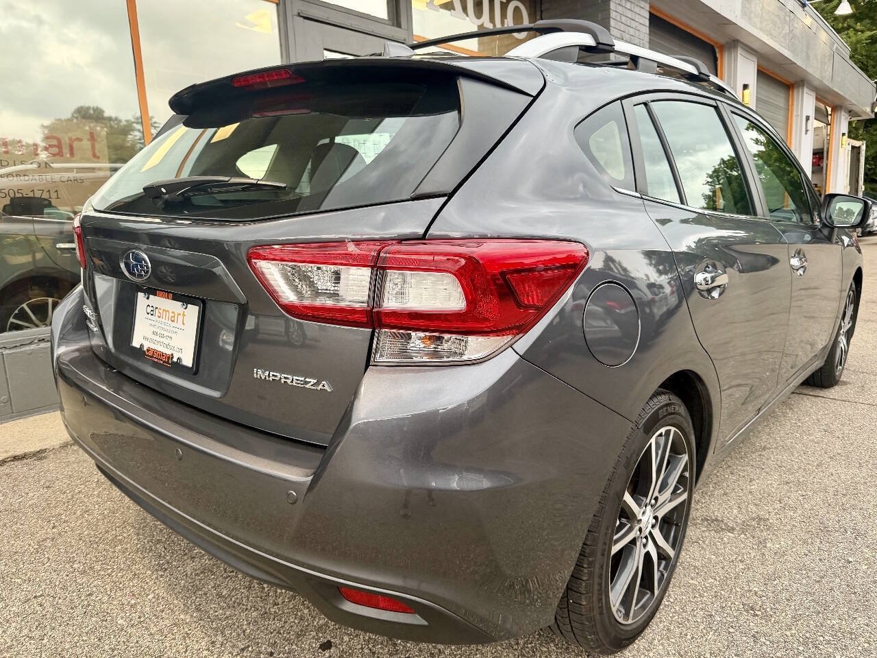 Used 2018 Subaru Impreza 2.0i Limited AWD/4WD image 9