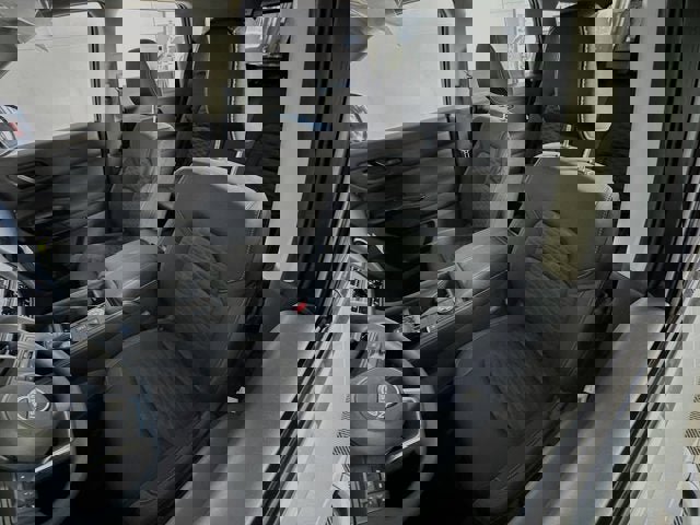 New 2025 Nissan Pathfinder S image 22