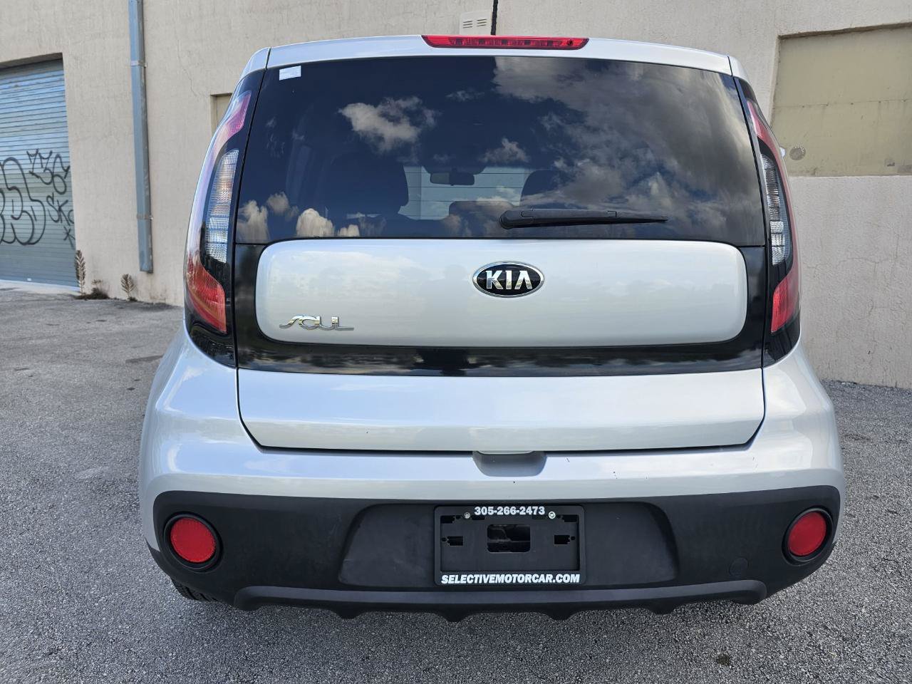 Used 2018 Kia Soul FWD image 22