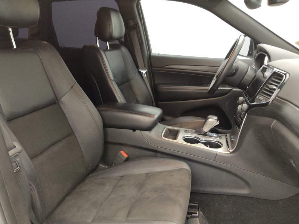 Used 2019 Jeep Grand Cherokee Altitude RWD image 21