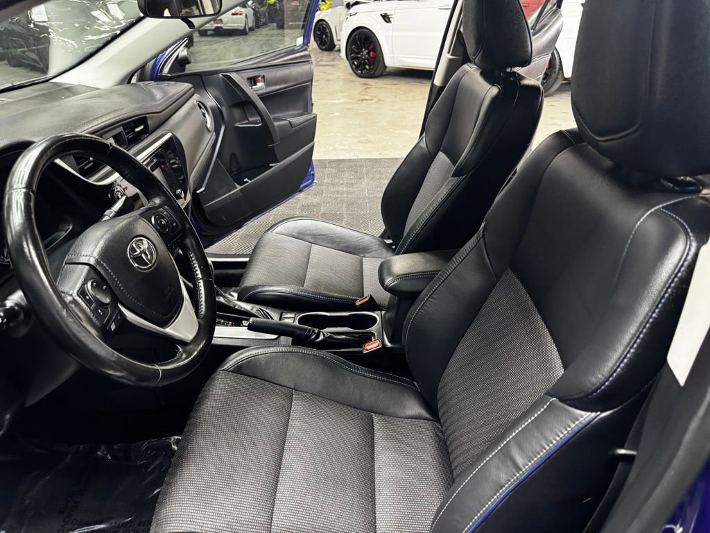 Used 2018 Toyota Corolla SE w/ Body Protection Package FWD image 34