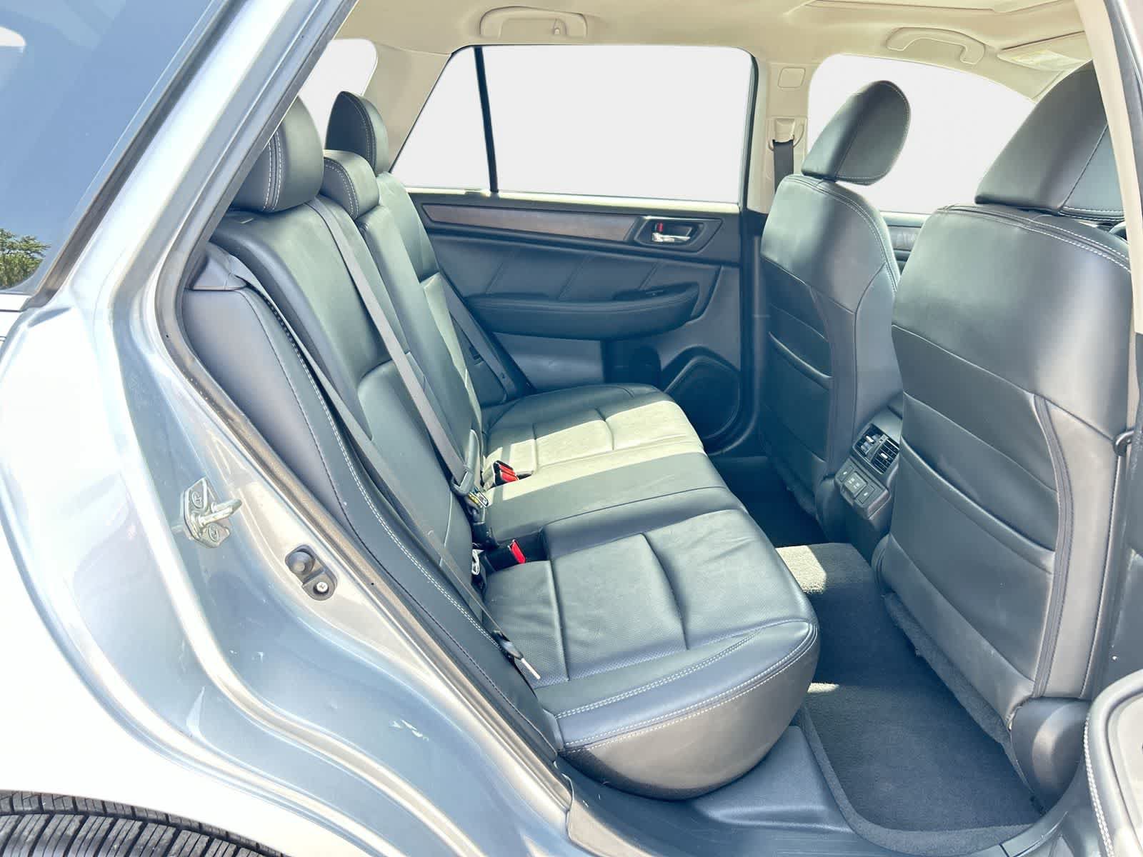 Used 2019 Subaru Outback 2.5i Limited AWD/4WD image 13