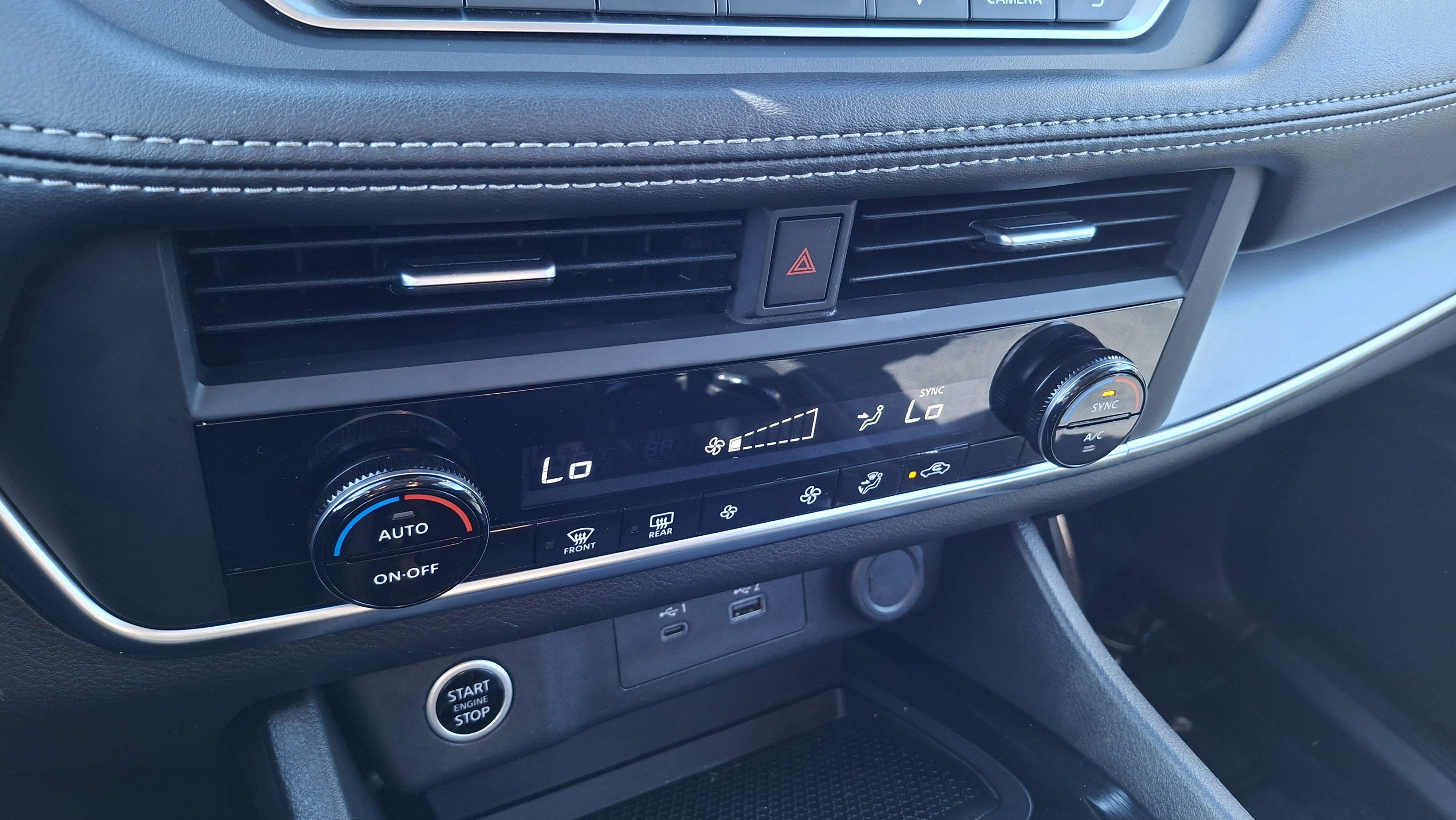 Certified 2023 Nissan Rogue SV image 14