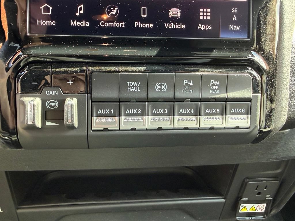 New 2026 RAM 3500 Tradesman AWD/4WD image 20