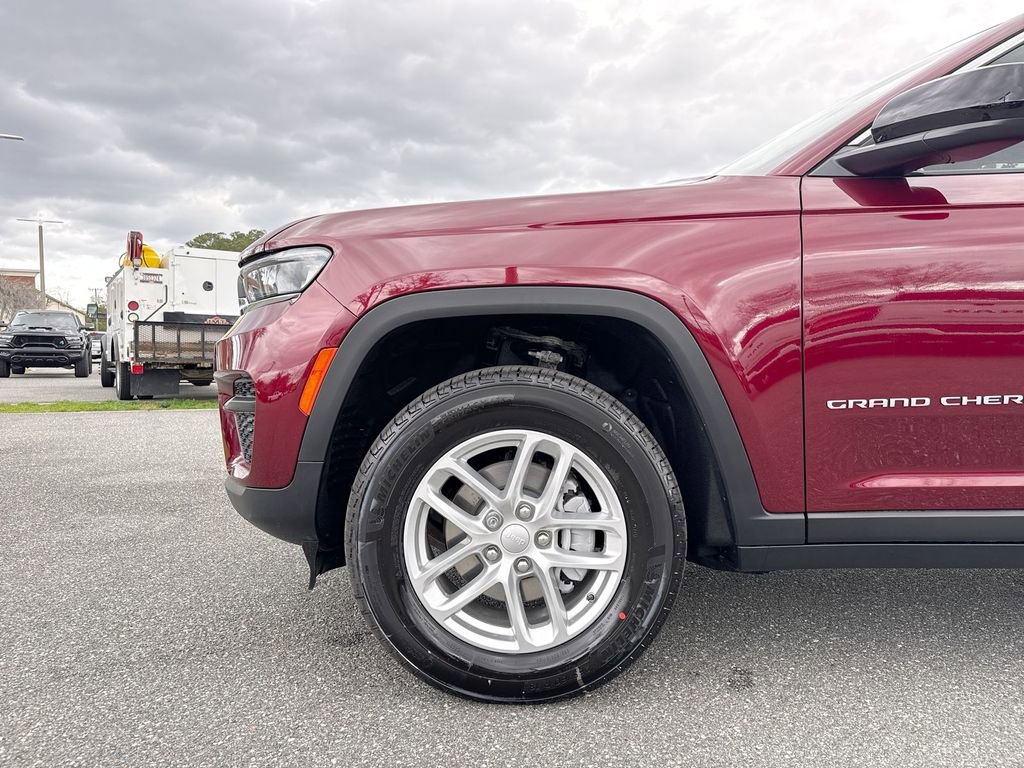 New 2026 Jeep Grand Cherokee Laredo image 10