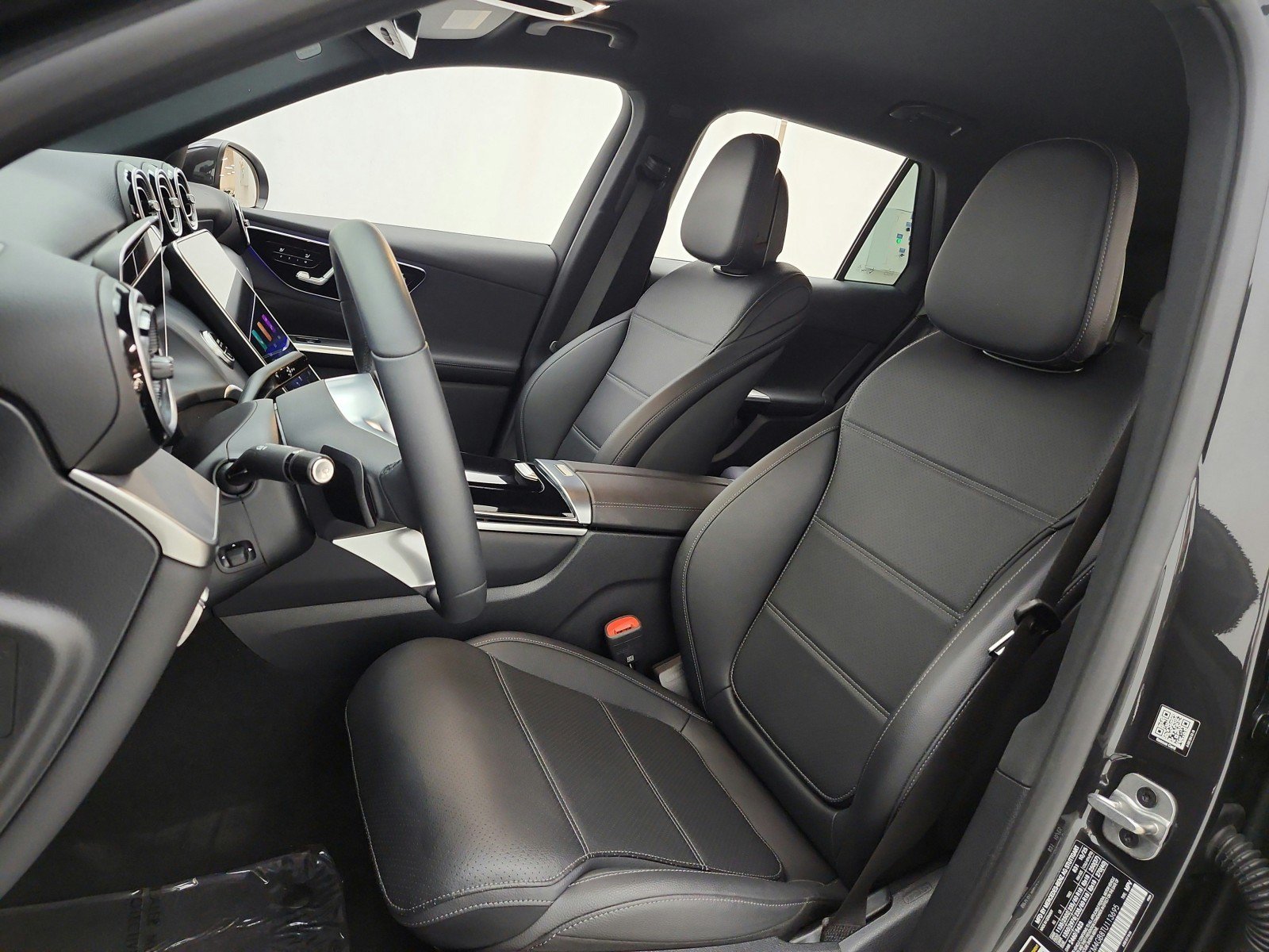 Certified 2026 Mercedes-Benz GLC 300 image 10