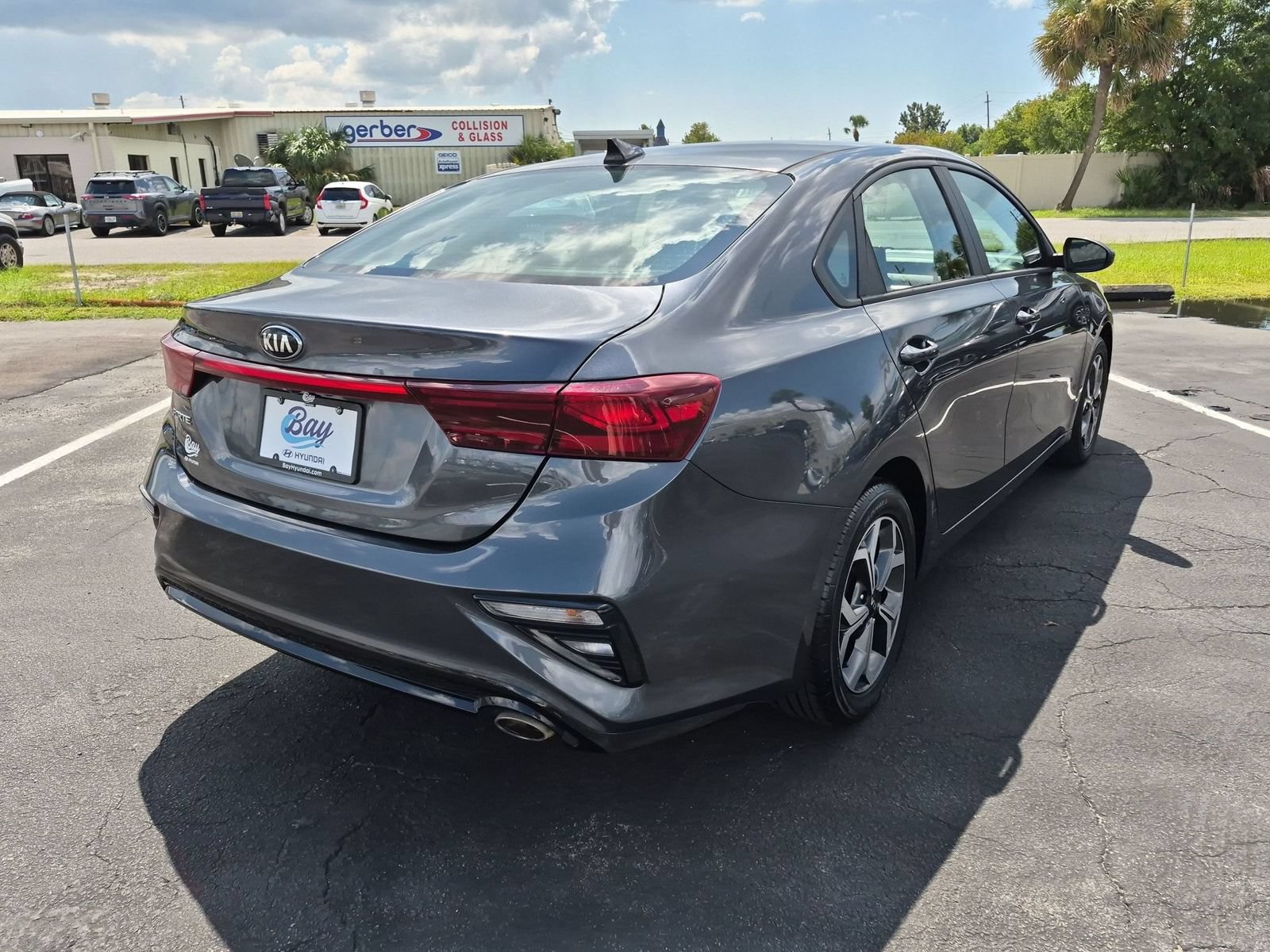 Used 2020 Kia Forte LXS FWD image 5