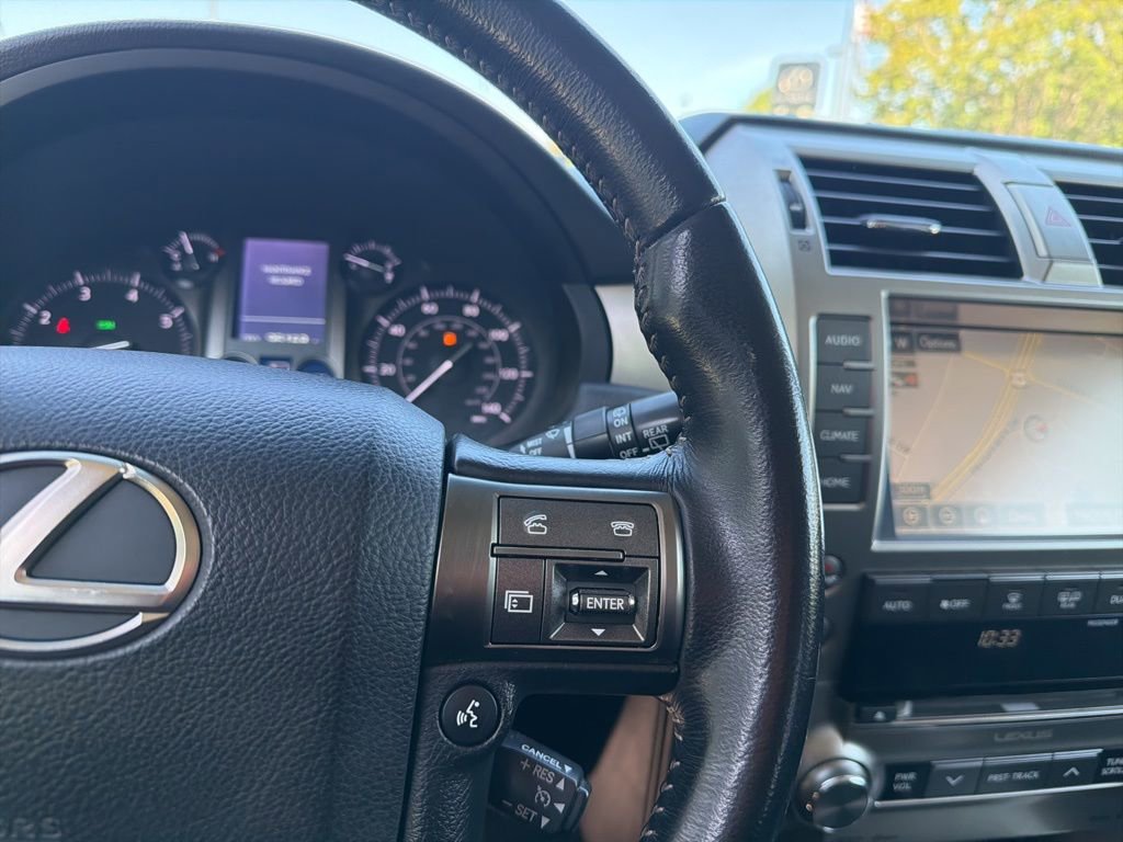 Used 2016 Lexus GX 460 w/ Navigation Package AWD/4WD image 34
