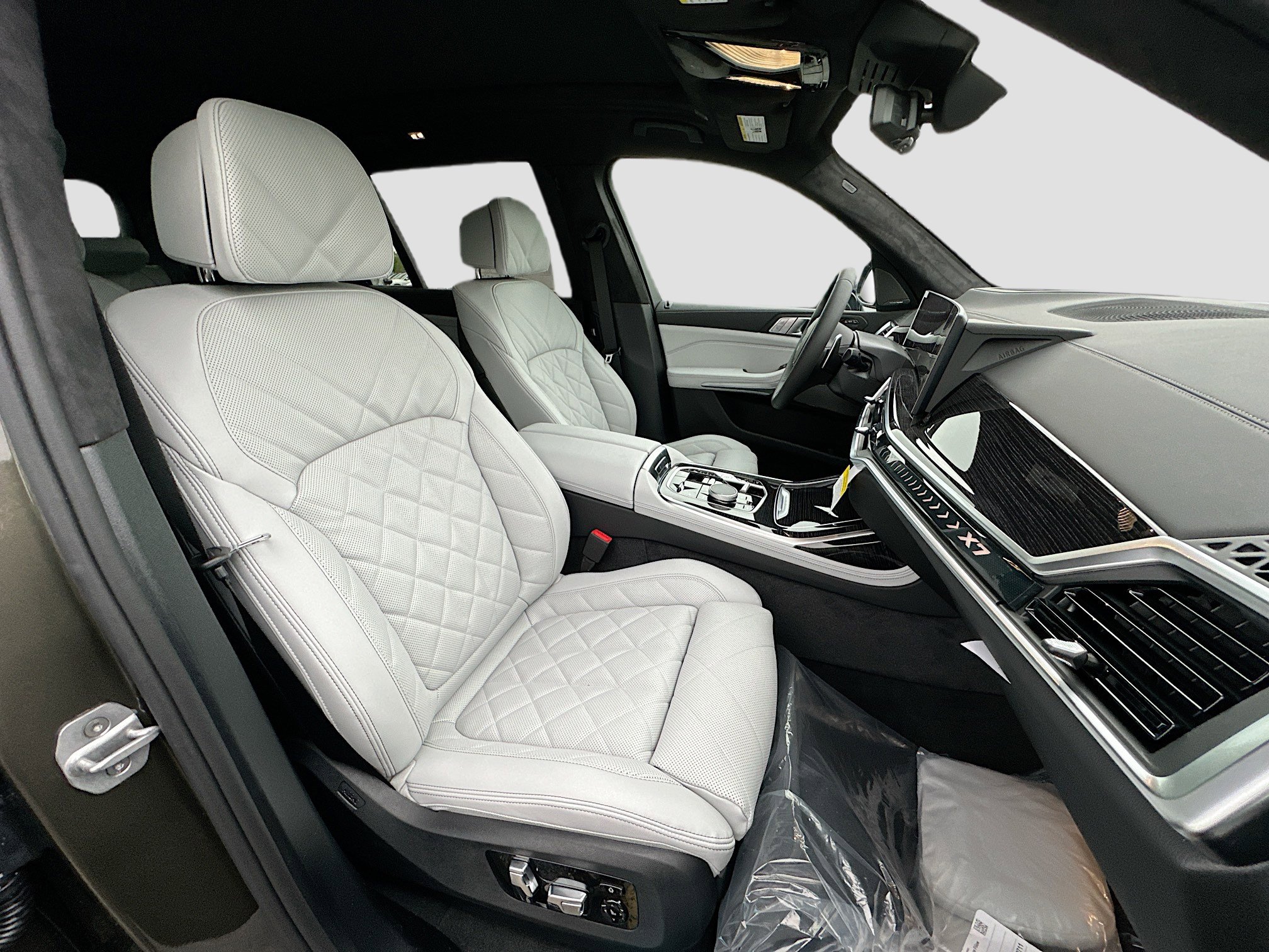 New 2026 BMW X7 xDrive40i w/ M Sport Package image 23